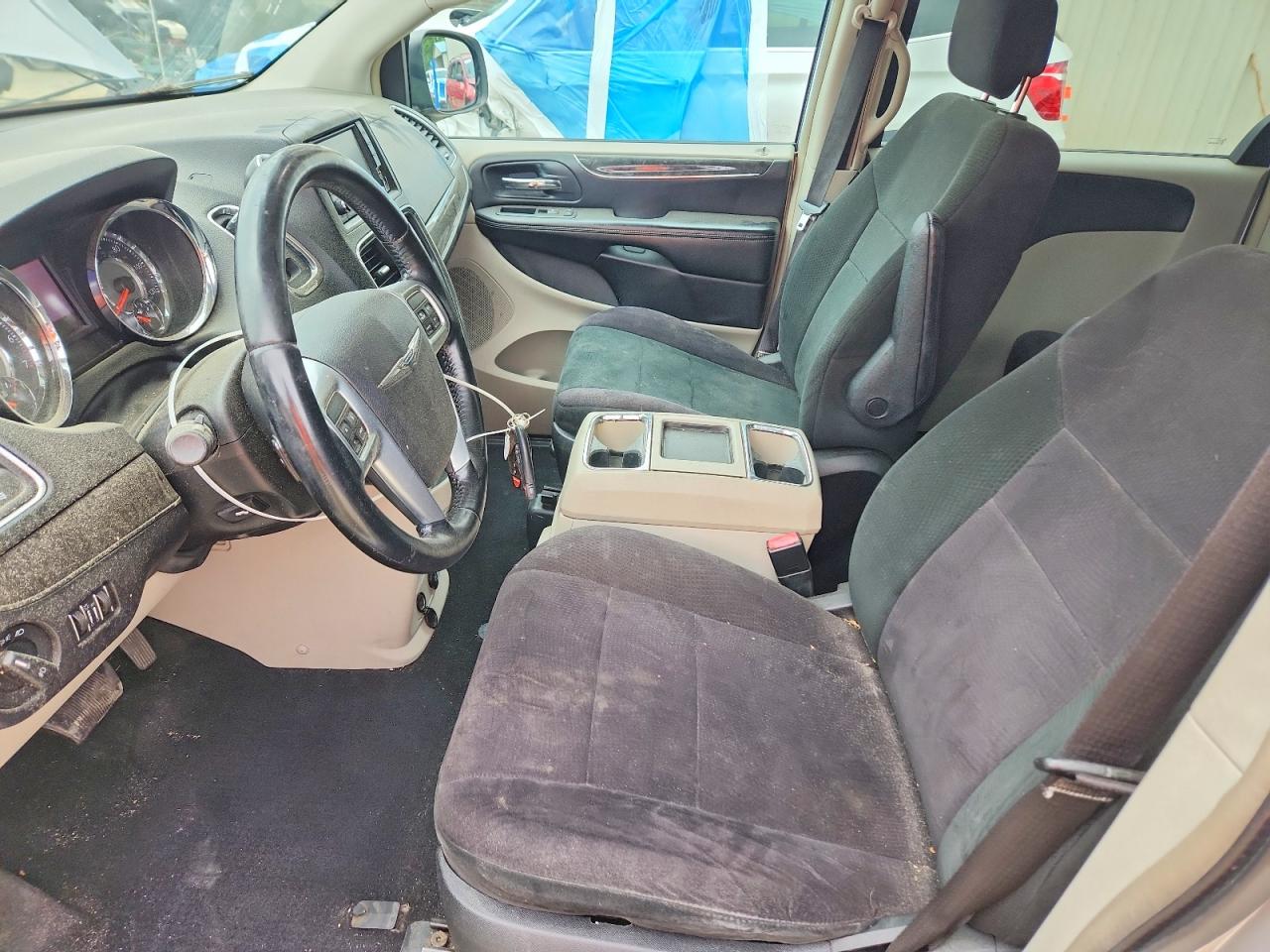 2011 Chrysler Town & Country Touring Серебряный vin: 2A4RR5DG8BR768359
