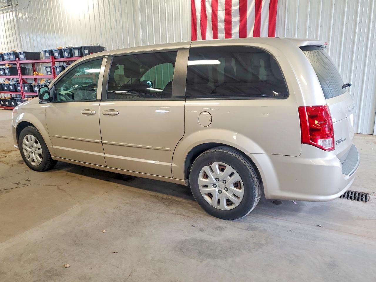 2015 Dodge Grand Caravan Se Beige vin: 2C4RDGBG9FR667002