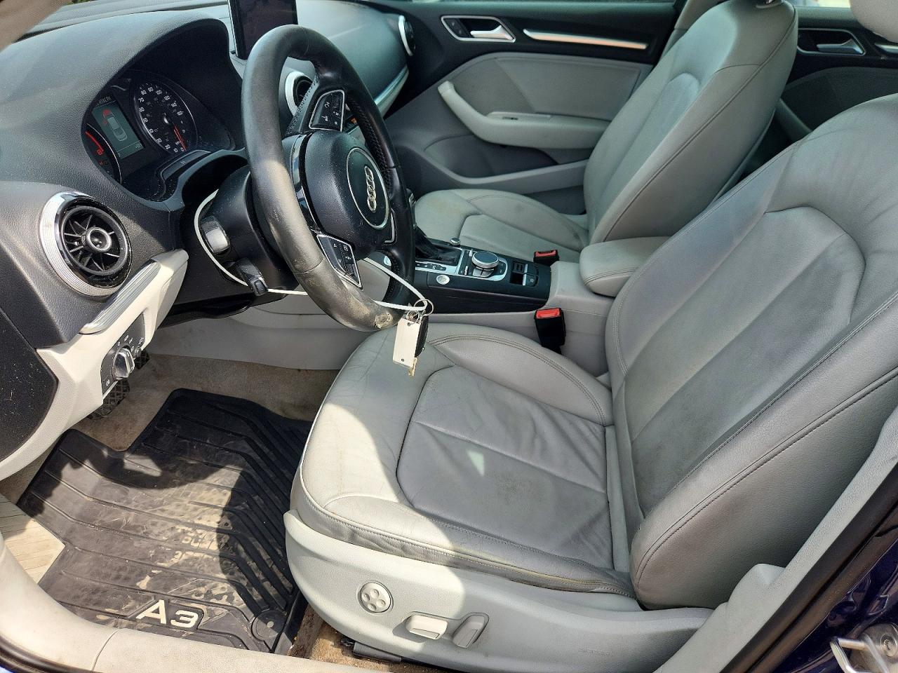2015 Audi A3 Premium Plus Blue vin: WAUCJGFFXF1038673