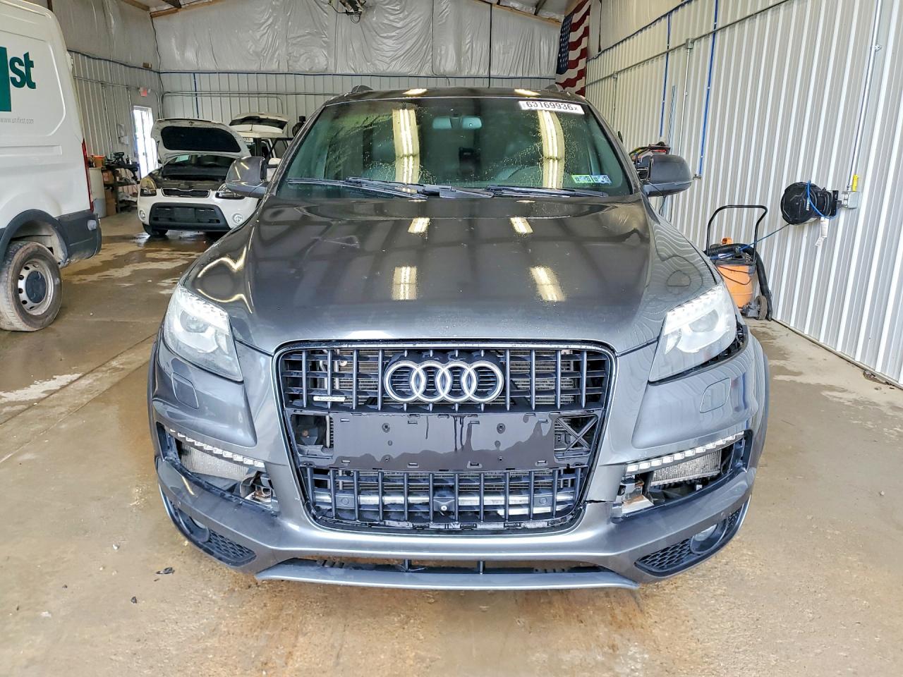 2015 Audi Q7 Prestige Charcoal vin: WA1DGAFEXFD027403