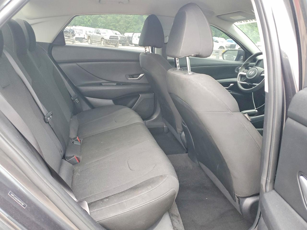 2021 Hyundai Elantra Se Gray vin: 5NPLL4AG3MH017908