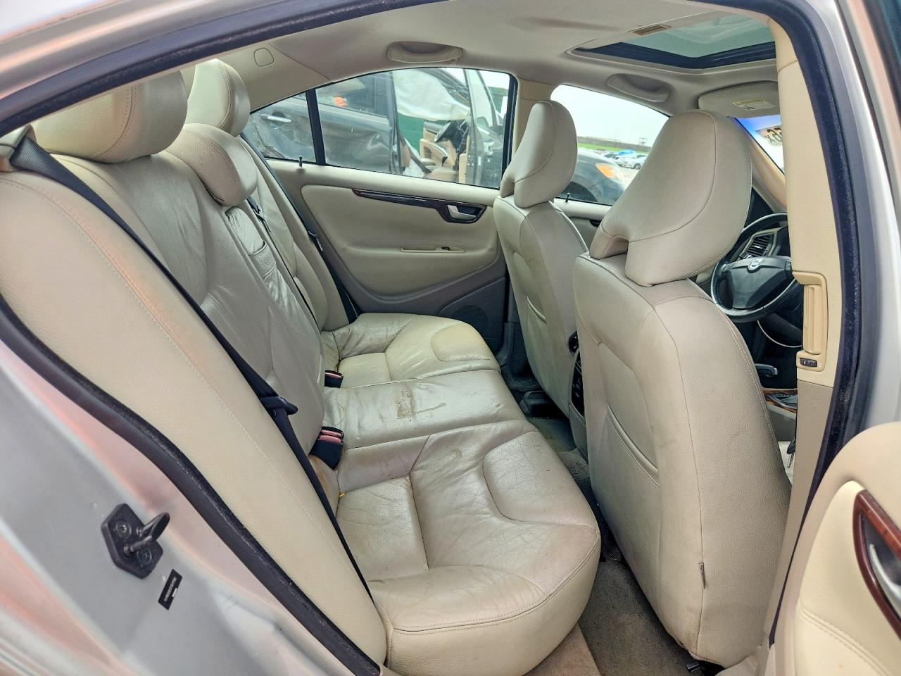 2007 Volvo S60 2.5t Silver vin: YV1RS592372617582