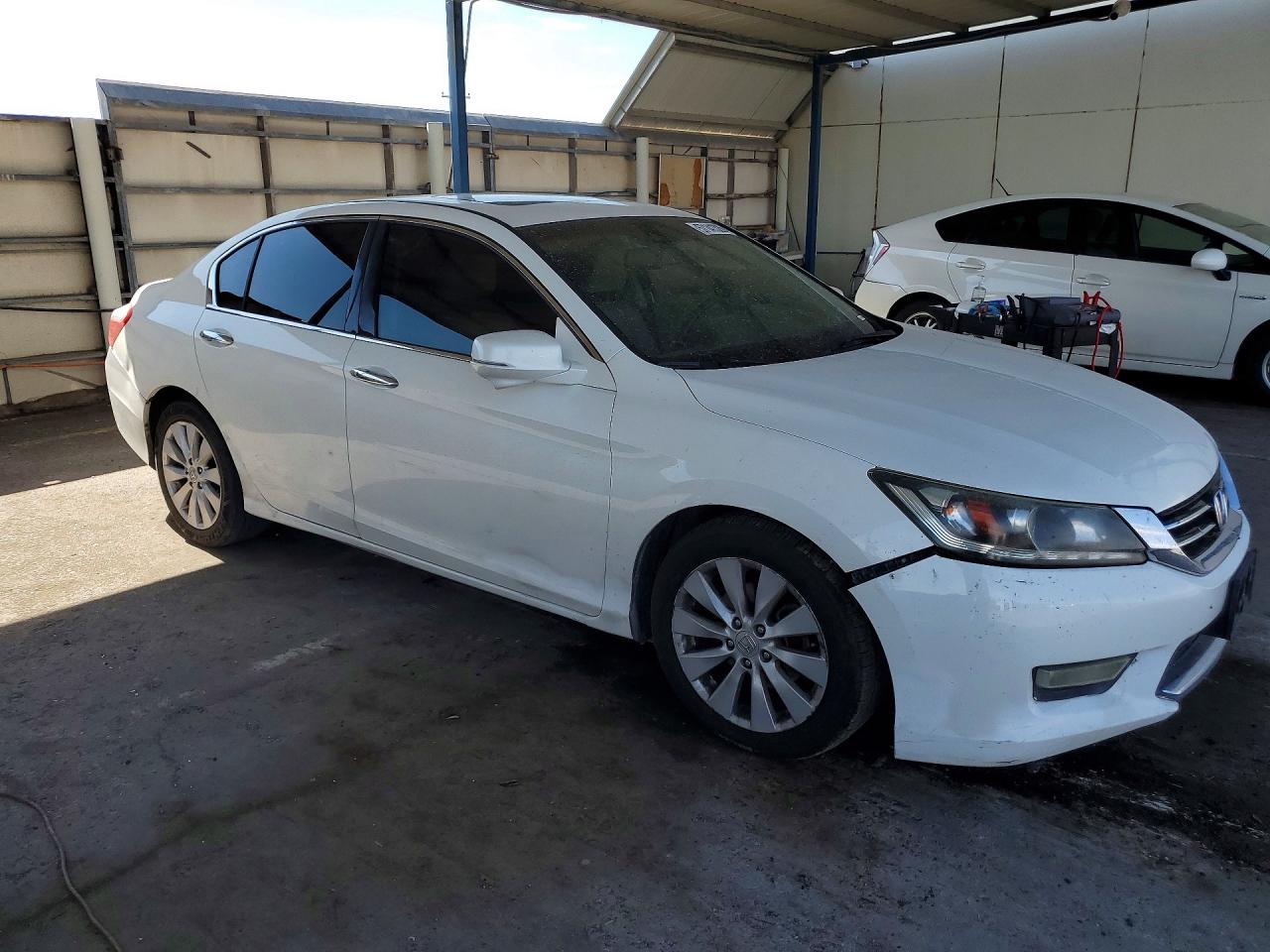 2013 Honda Accord Exl White vin: 1HGCR3F87DA013119