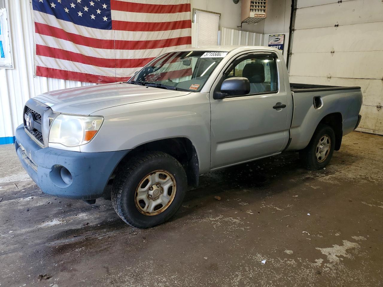 2011 Toyota Tacoma Base Silver vin: 5TFNX4CN8BX004579