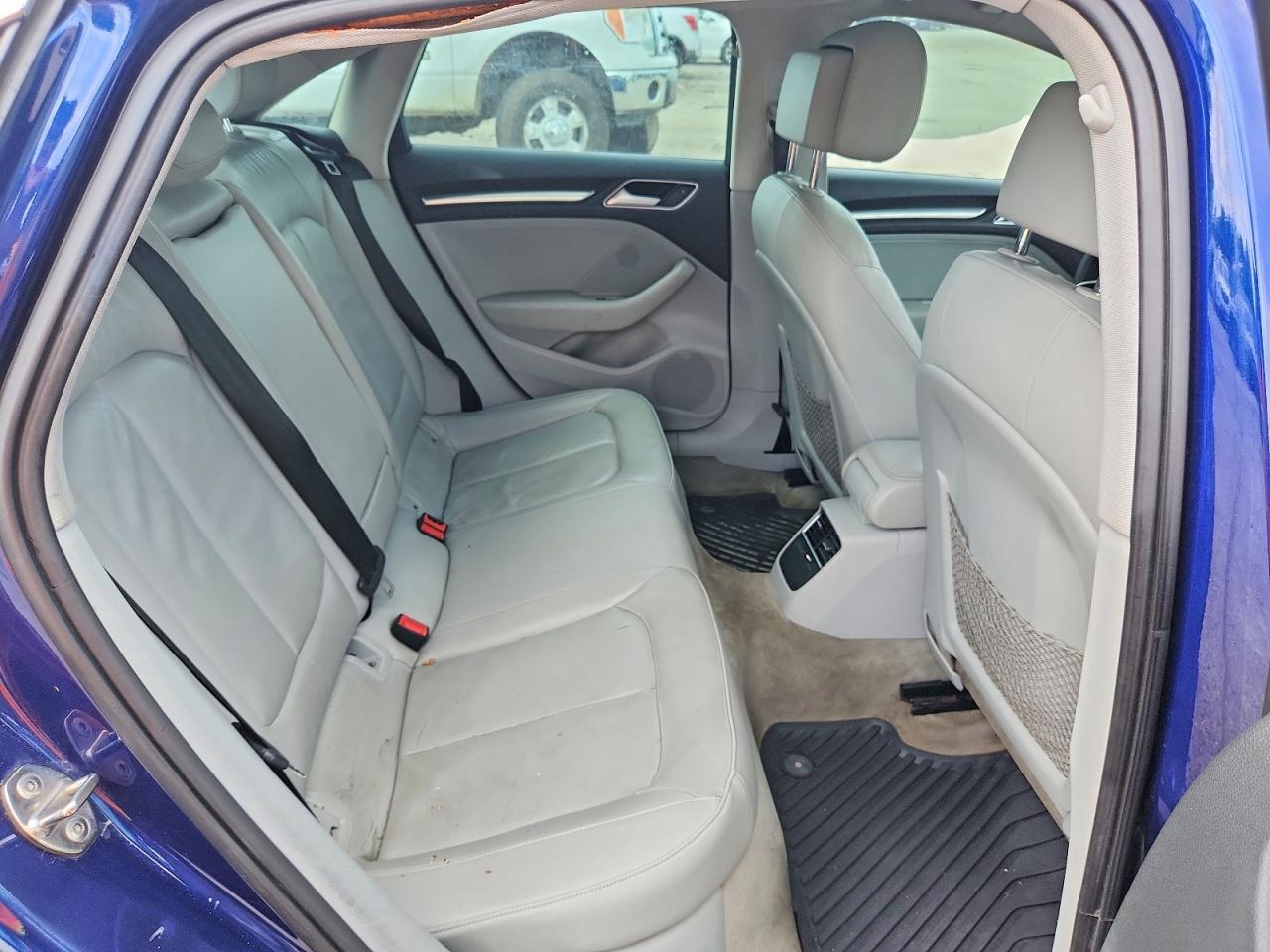 2015 Audi A3 Premium Plus Blue vin: WAUCJGFFXF1038673