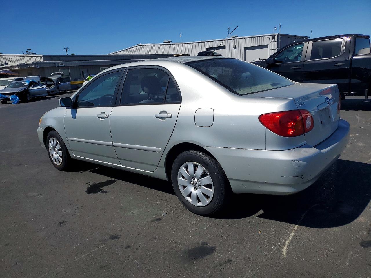 2003 Toyota Corolla Le Silver vin: JTDBR32E632012025