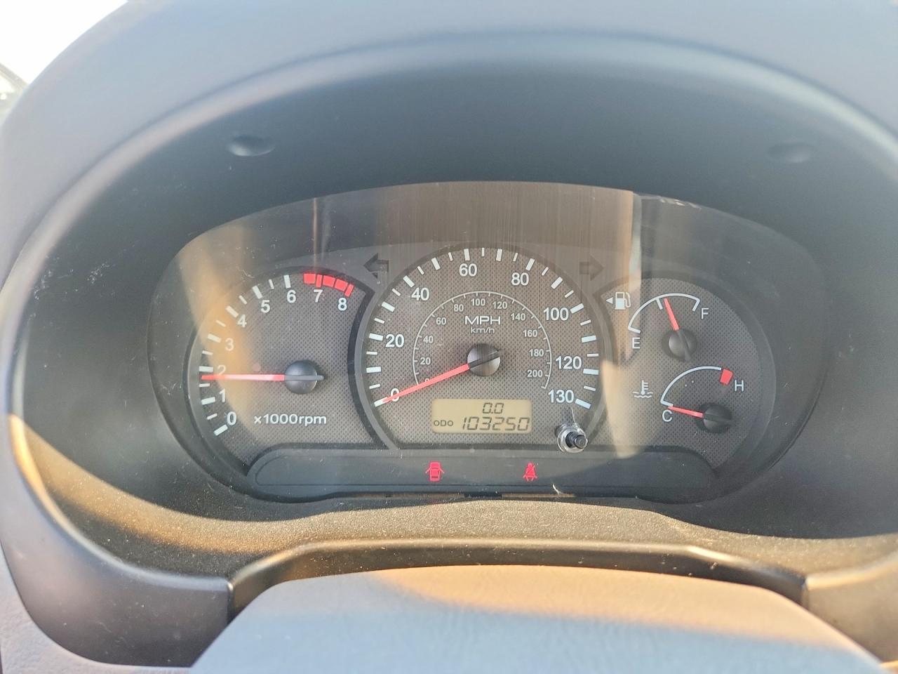 2005 Hyundai Accent Gls Silver vin: KMHCG45C05U578484