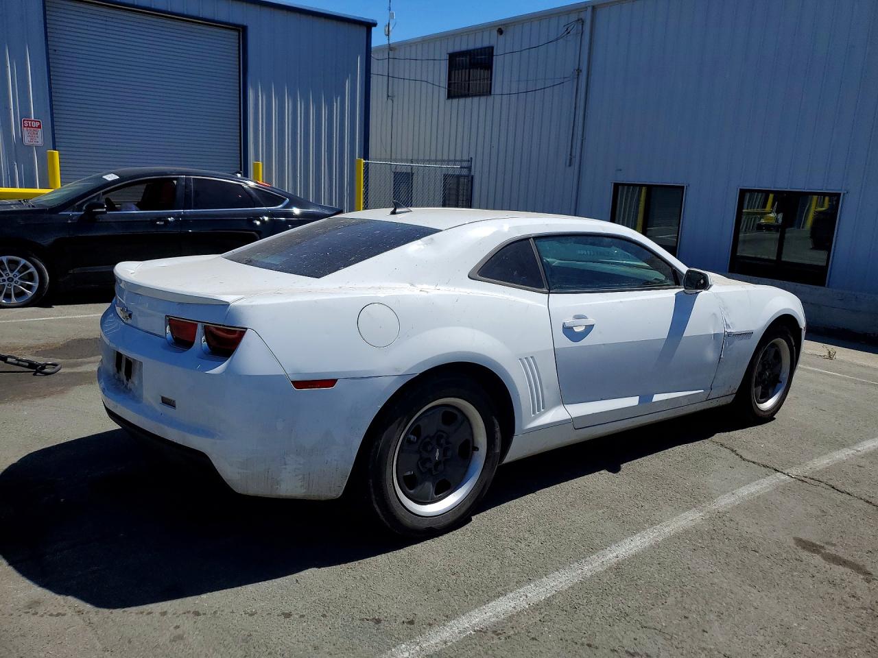 2013 Chevrolet Camaro Ls White vin: 2G1FE1E30D9181528