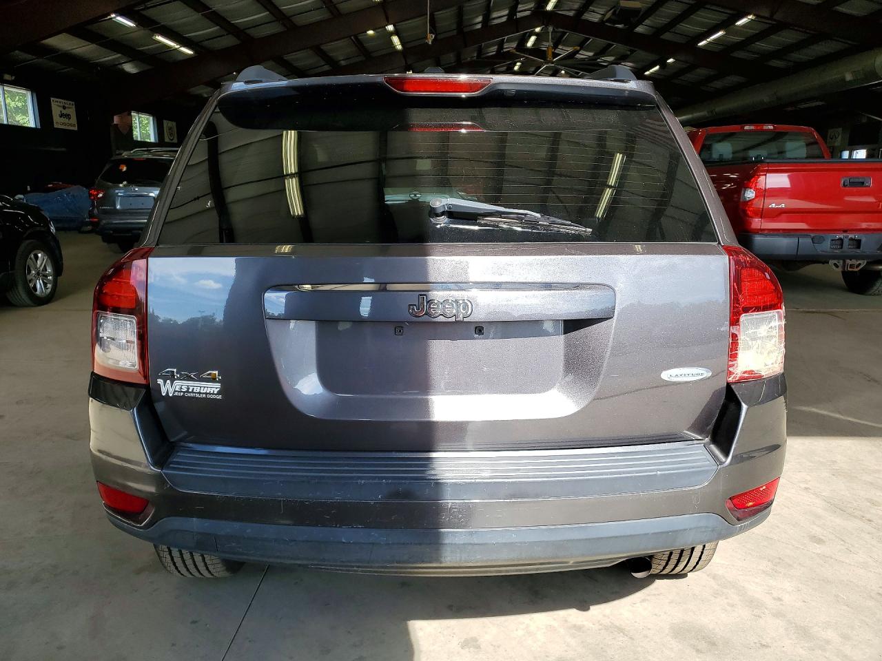 2015 Jeep Compass Latitude Серый vin: 1C4NJDEB2FD163190