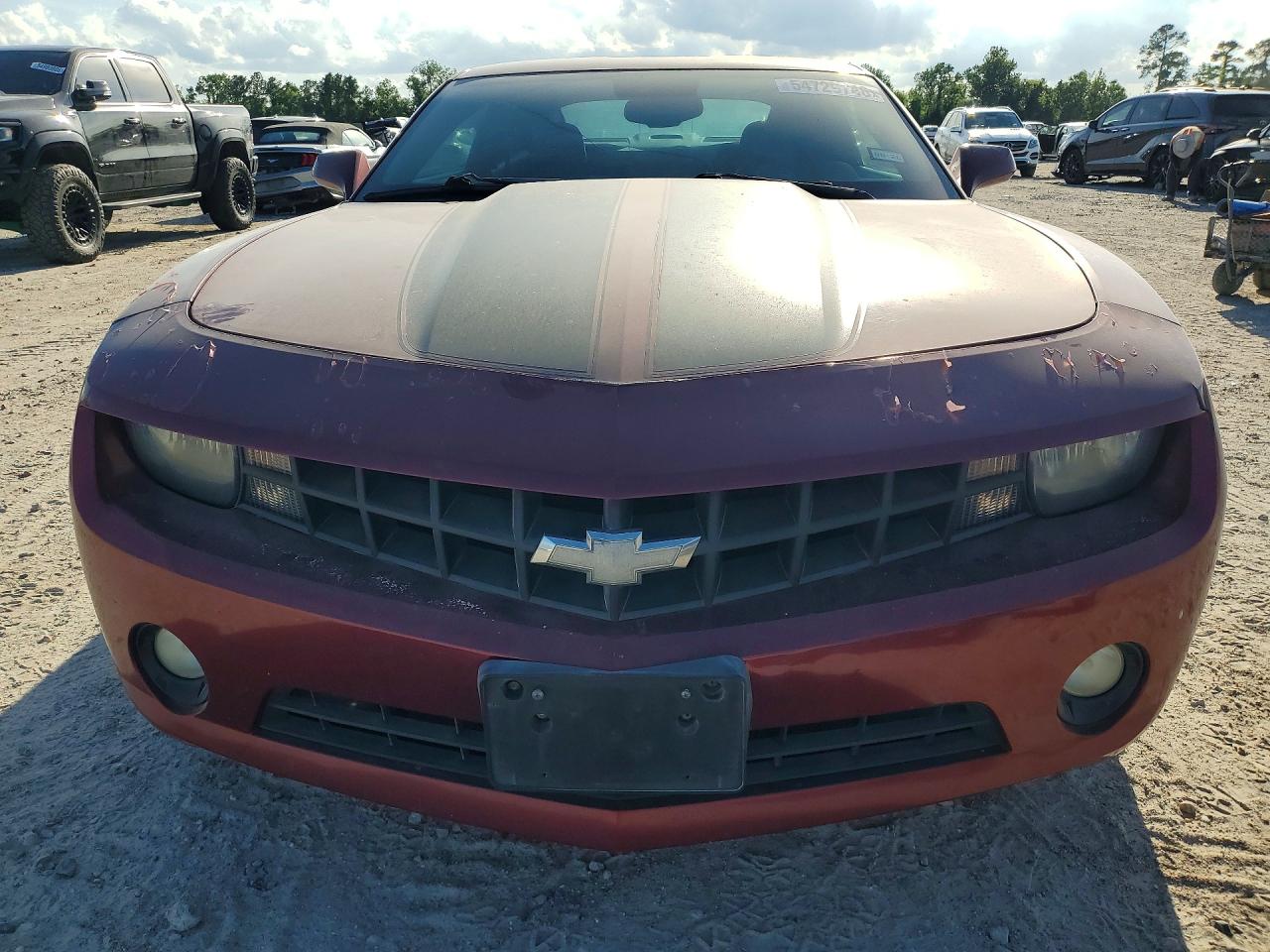 2010 Chevrolet Camaro Burgundy vin: 2G1FC1EV8A9197897