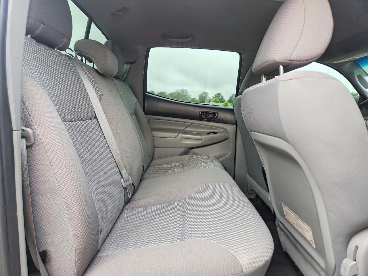 2013 Toyota Tacoma Double Cab Prerunner Silver vin: 5TFJU4GN6DX031610