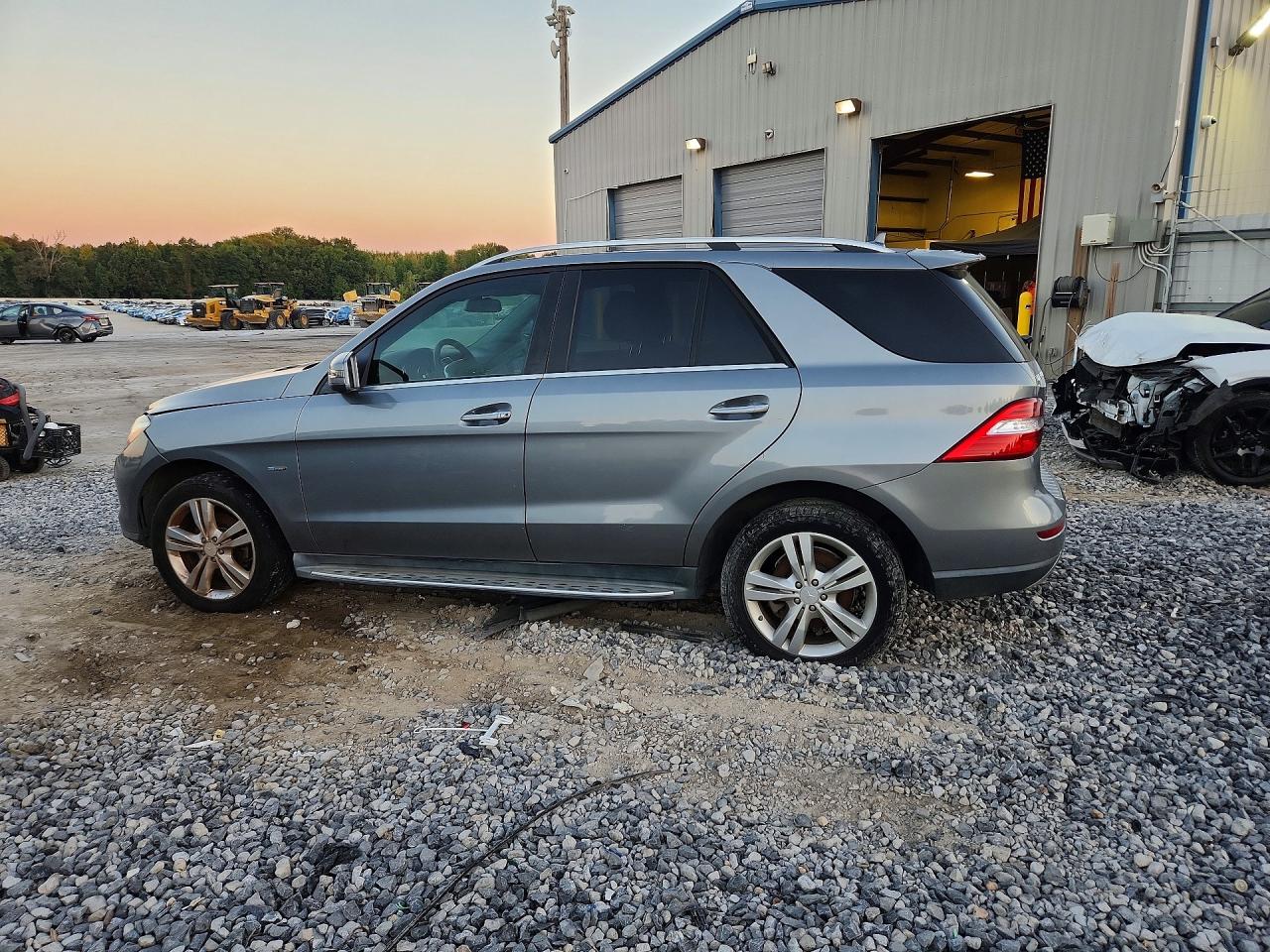 2012 Mercedes-benz Ml 350 4matic Gray vin: 4JGDA5HB2CA016454