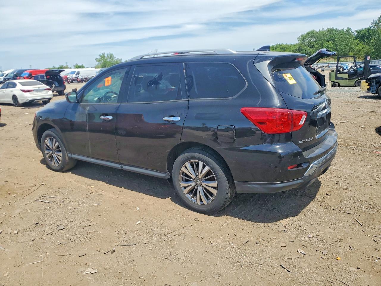 2019 Nissan Pathfinder S Black vin: 5N1DR2MM6KC642705