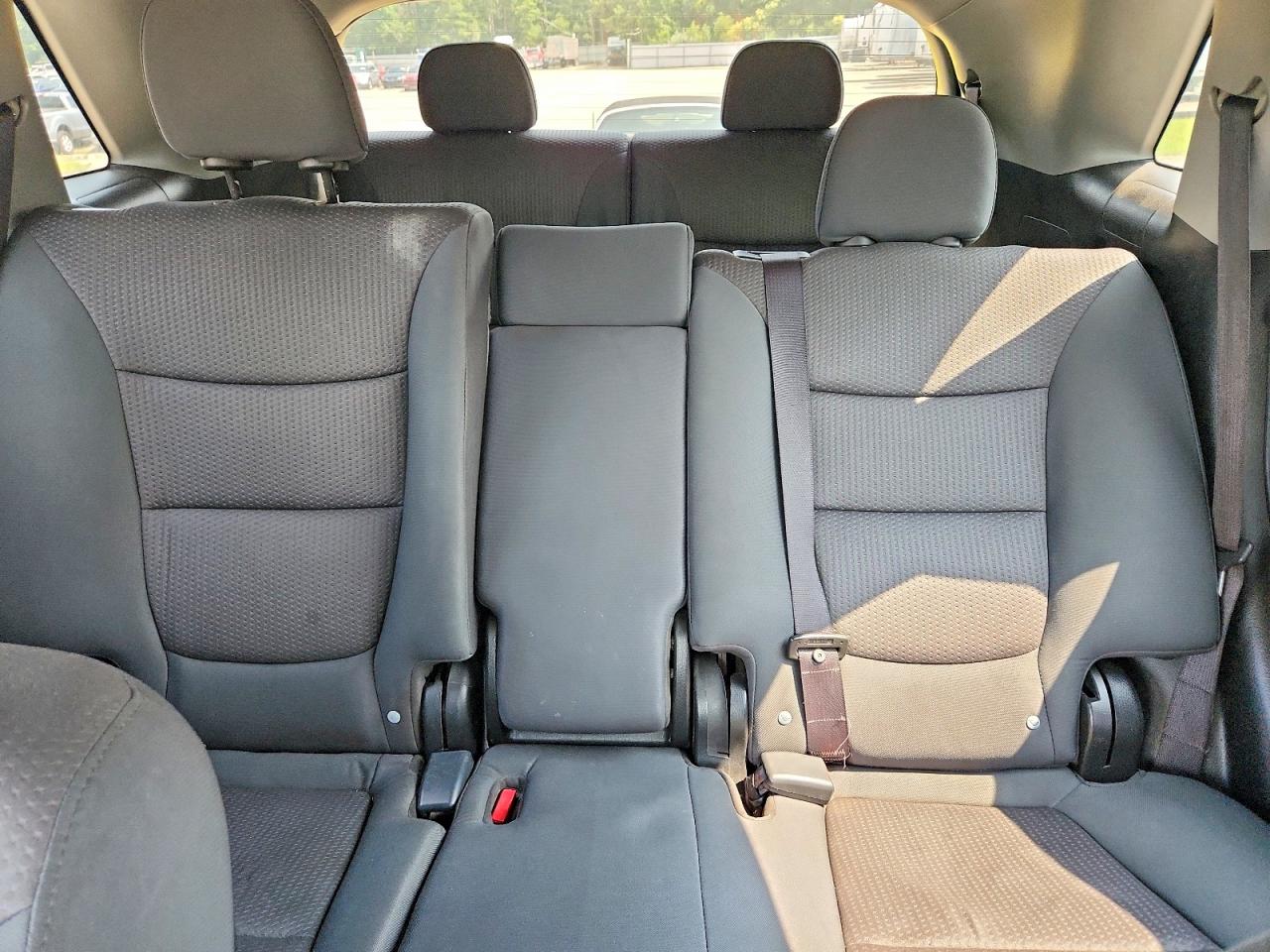 2012 Kia Sorento Lx Maroon vin: 5XYKT4A15CG286621