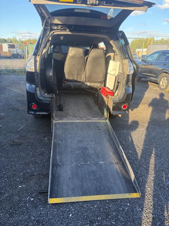 2015 Toyota Sienna Sport Black vin: 5TDXK3DC3FS553522