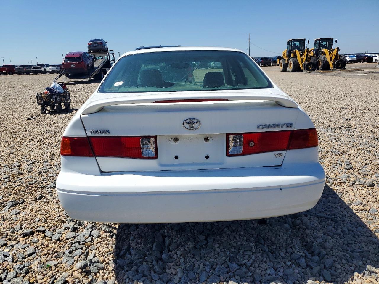 2000 Toyota Camry Le V6 White vin: 4T1BF22K9YU944168