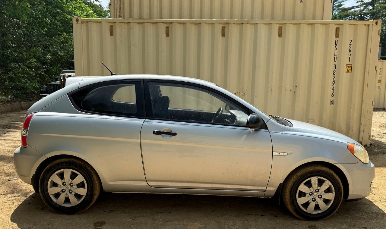 2008 Hyundai Accent Gs Silver vin: KMHCM36C48U060075