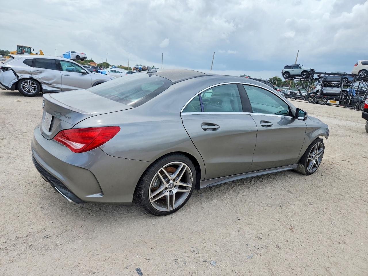 2014 Mercedes-benz Cla 45 Amg Gray vin: WDDSJ5CB1EN086676