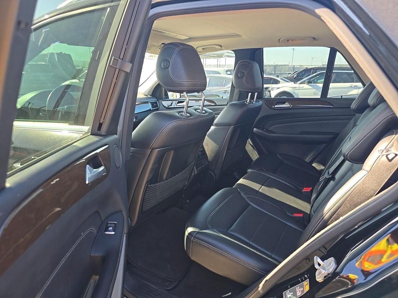 2015 Merz Ml 350 Black vin: 4JGDA5JB2FA535616