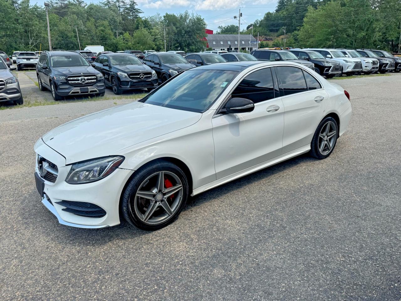 2015 Mercedes-benz C 300 4matic White vin: 55SWF4KB9FU000313
