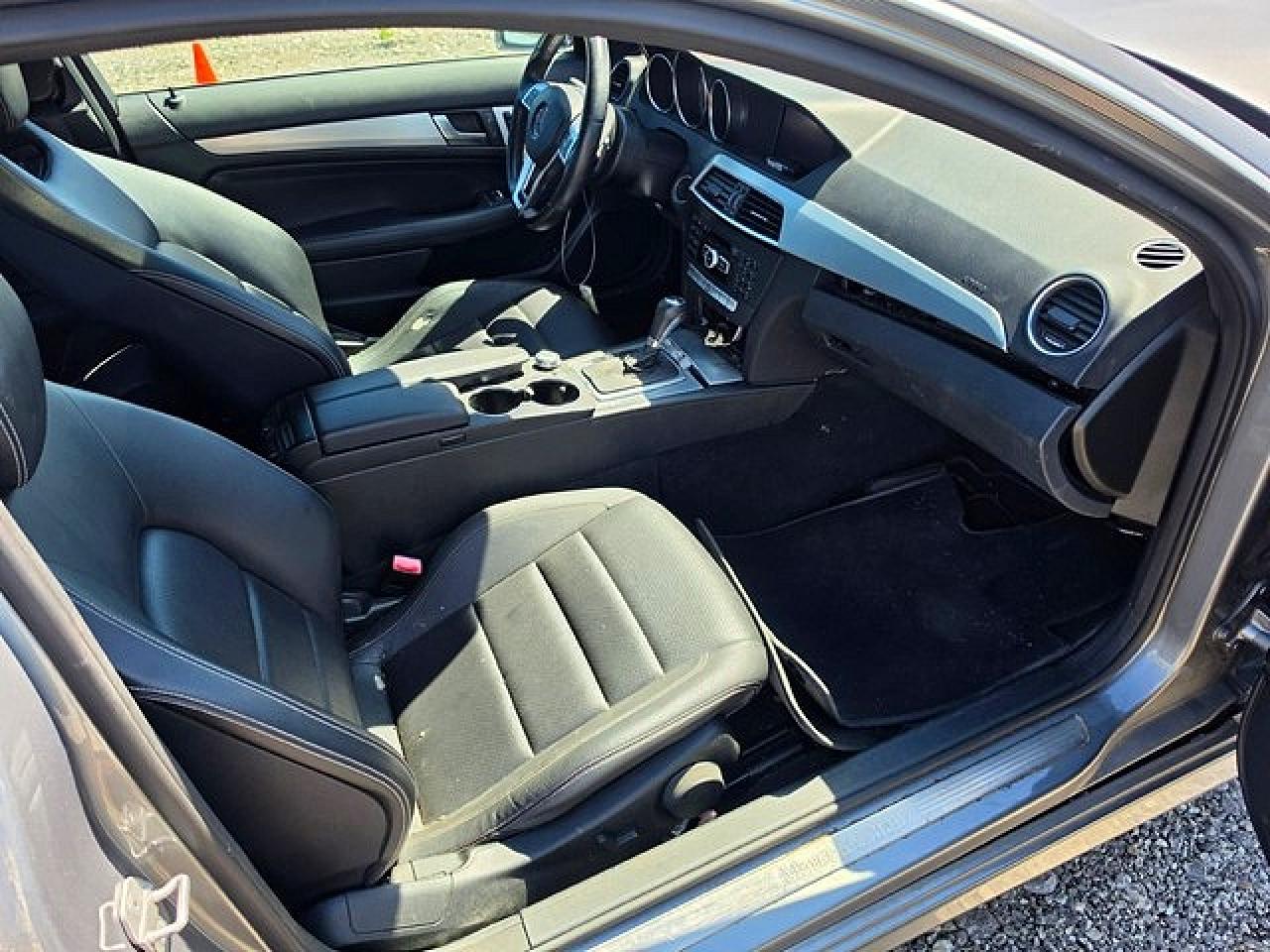 2012 Mercedes-benz C 250 Gray vin: WDDGJ4HB2CF792300