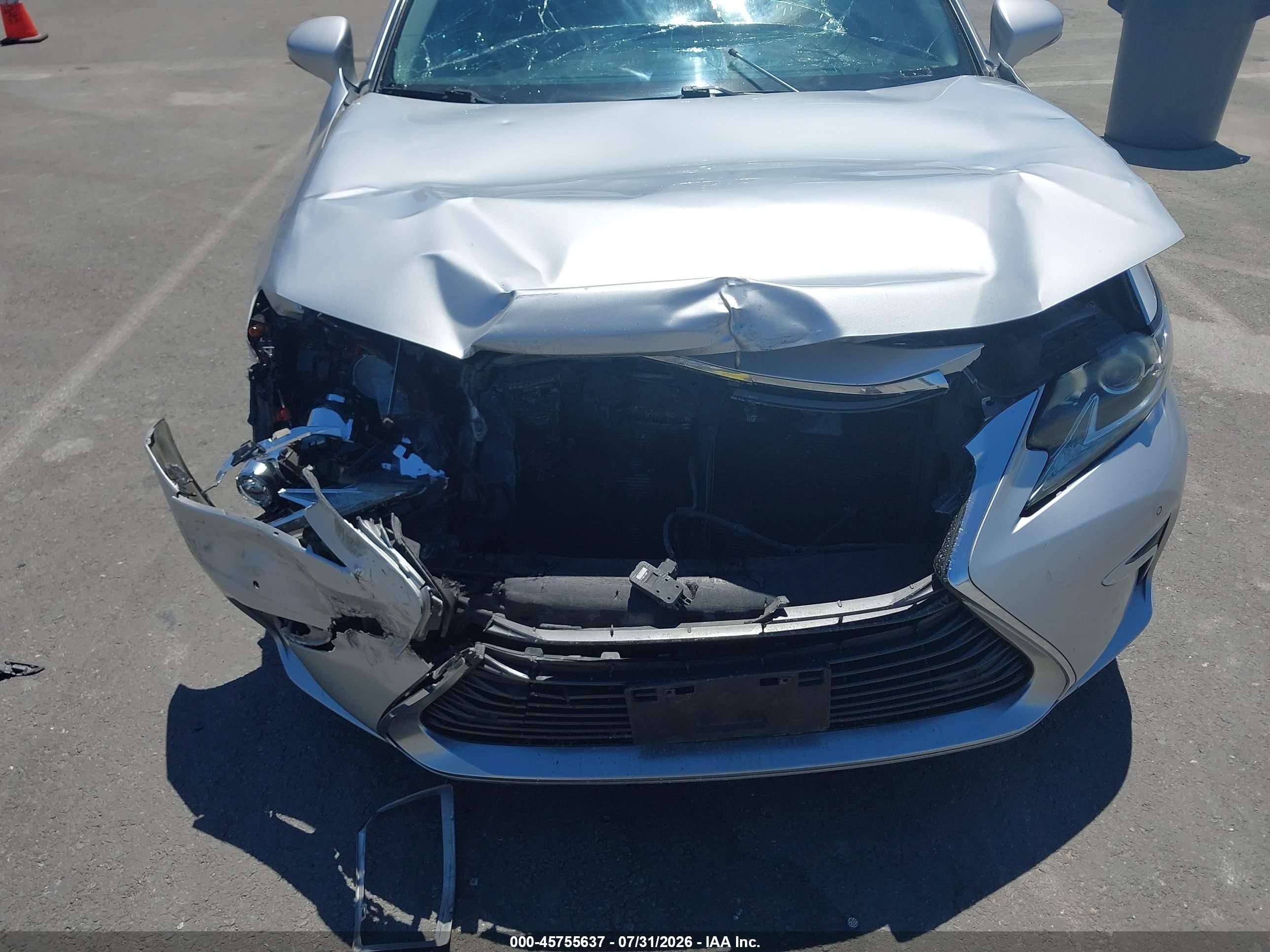 2016 Lexus Es 350   Silver vin: 58ABK1GG0GU012748