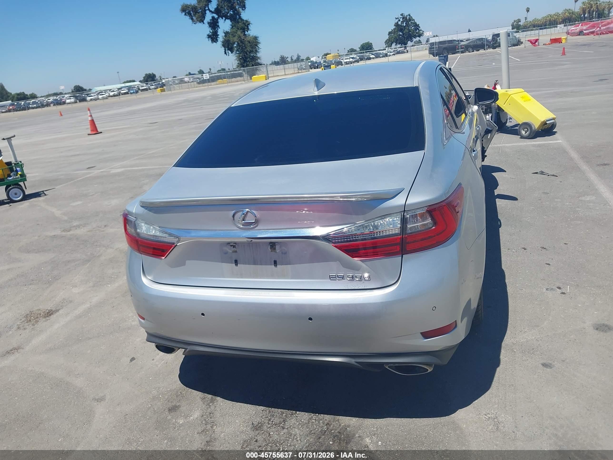 2016 Lexus Es 350   Silver vin: 58ABK1GG0GU012748