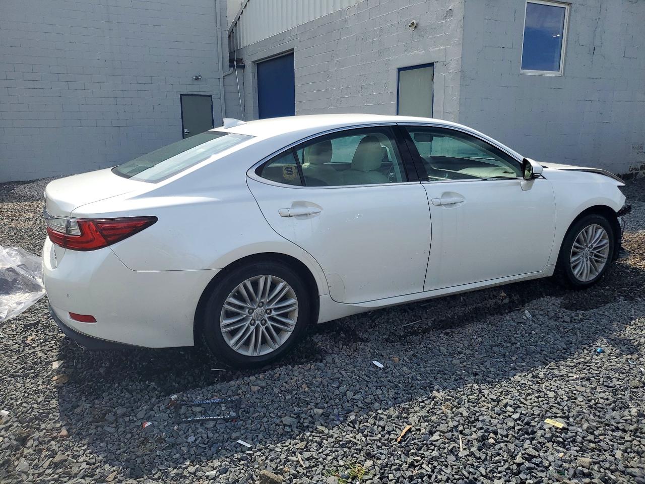 2017 Lexus Es 350 White vin: 58ABK1GG1HU075522