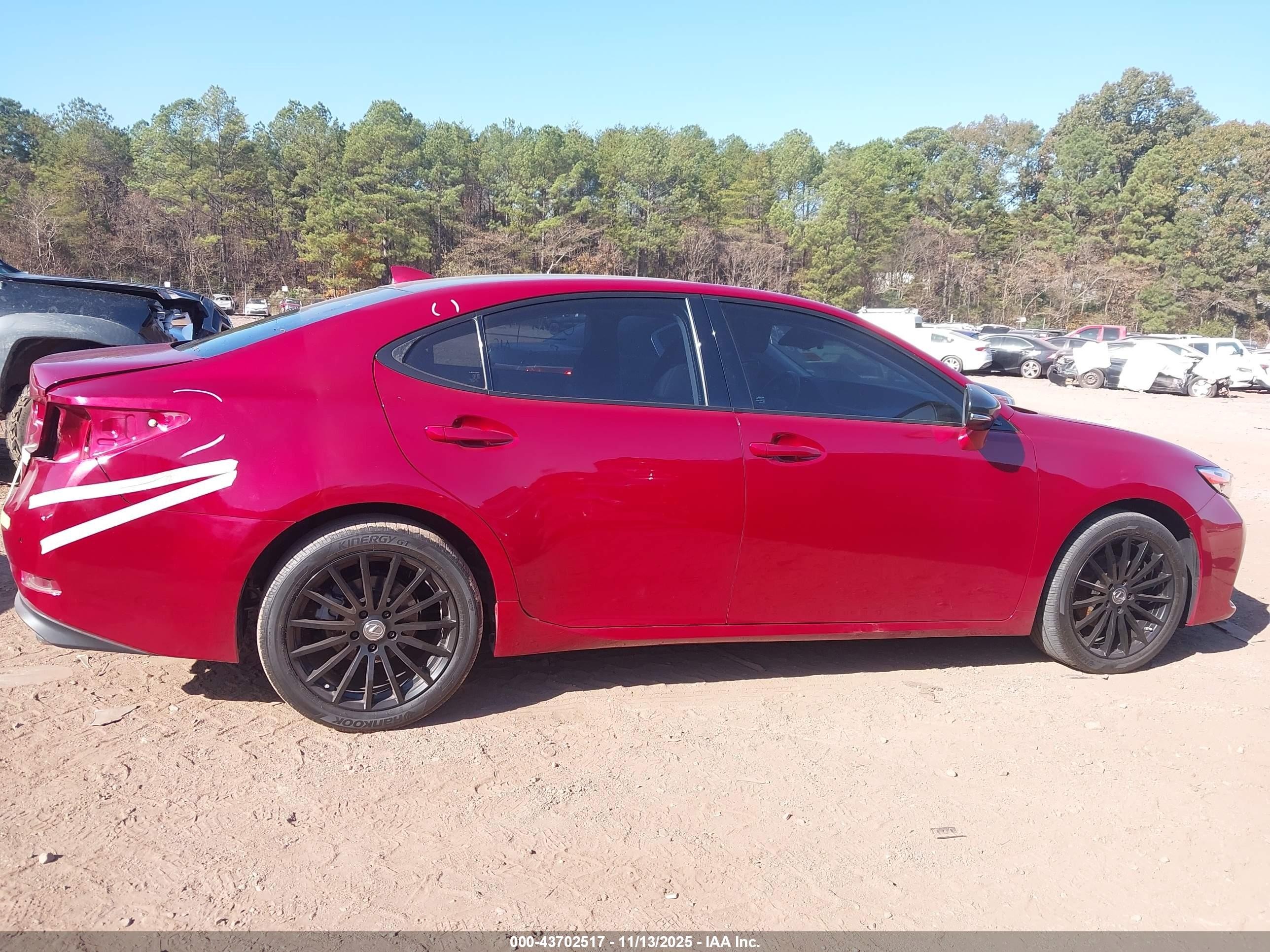 2018 Lexus Es 350   Red vin: 58ABK1GG2JU102863