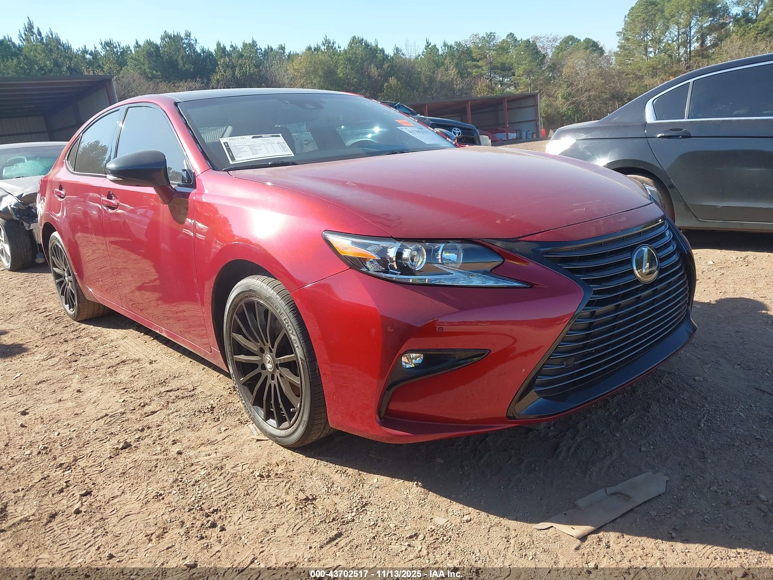2018 Lexus Es 350   Red vin: 58ABK1GG2JU102863