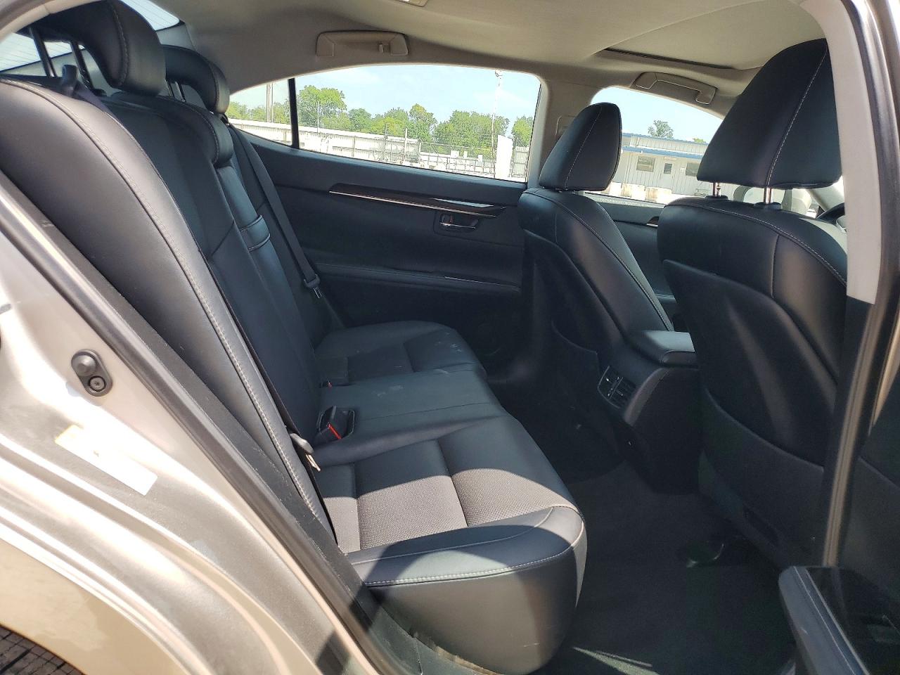 2017 Lexus Es 350 Beige vin: 58ABK1GG3HU035894