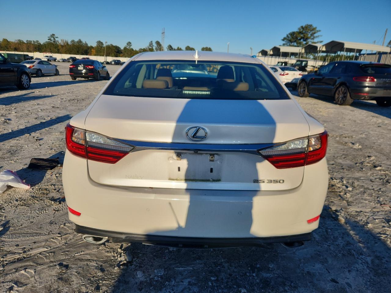 2018 Lexus Es 350 Белый vin: 58ABK1GG4JU101326