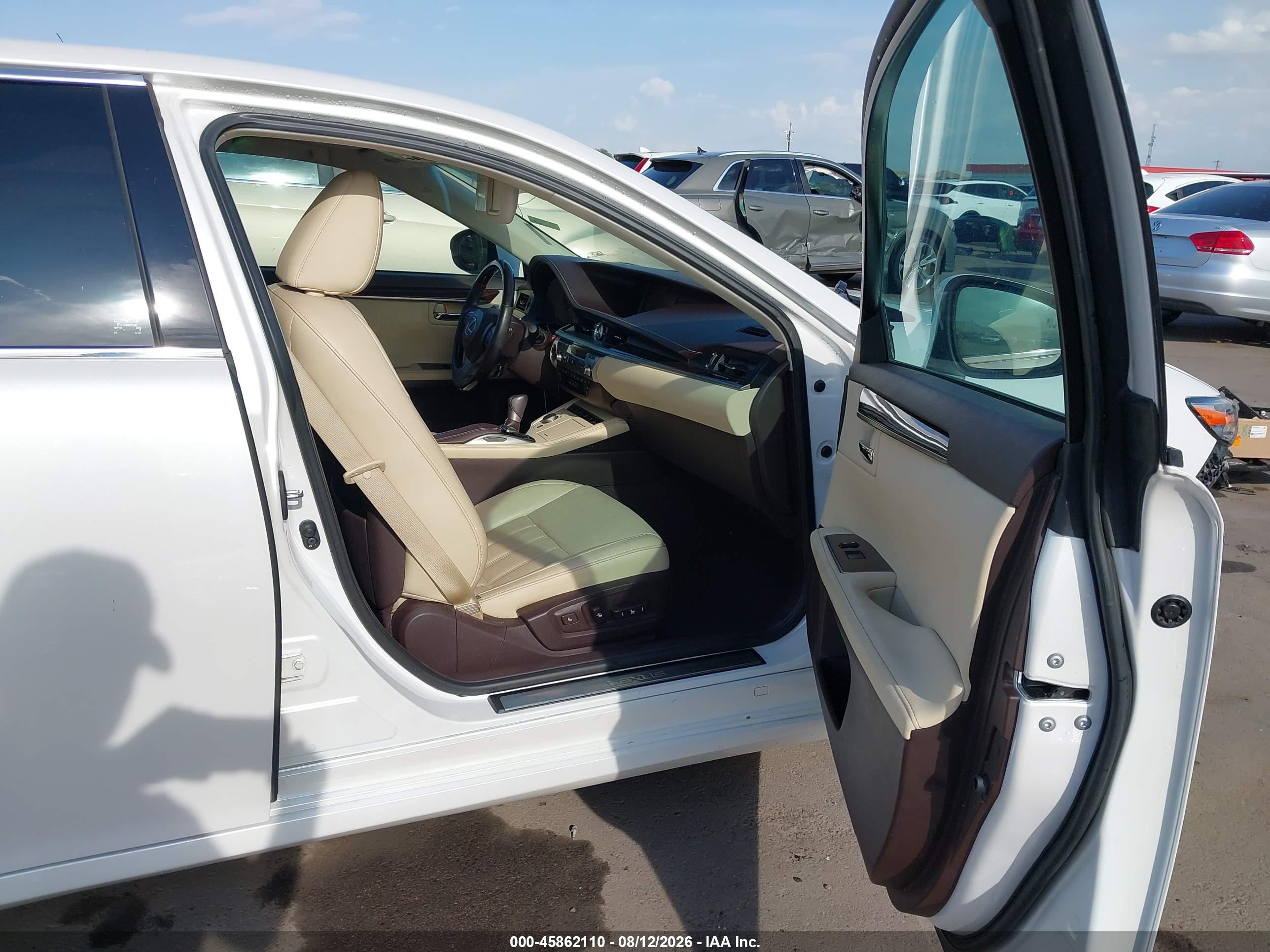 2016 Lexus Es 350   White vin: 58ABK1GG6GU026802