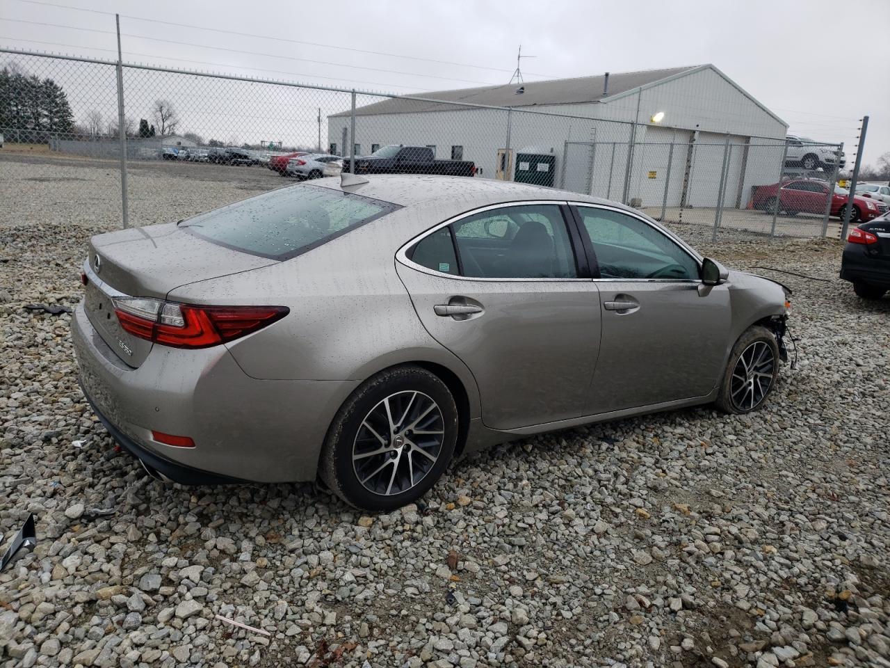 2017 Lexus Es 350 Beige vin: 58ABK1GG6HU067173