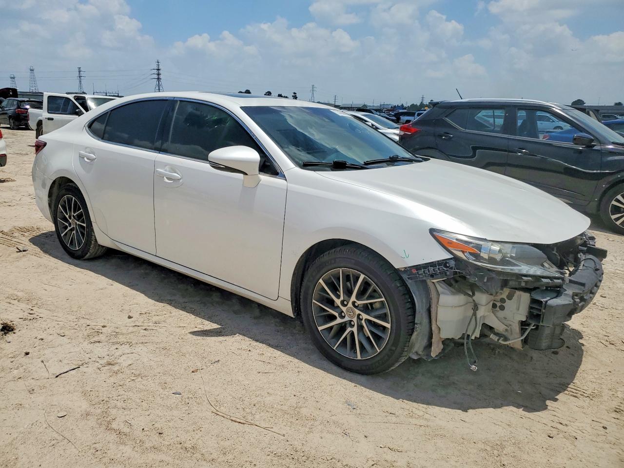 2017 Lexus Es 350 White vin: 58ABK1GG7HU071670