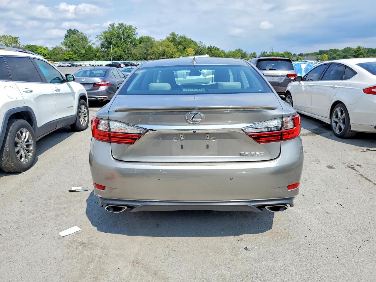 2017 Lexus Es 350 Beige vin: 58ABK1GG8HU044834