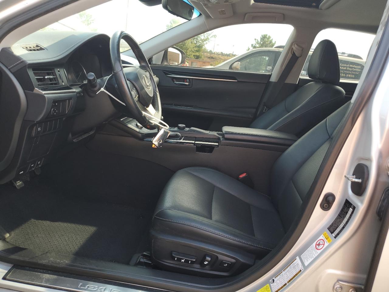 2018 Lexus Es 350 Серебряный vin: 58ABK1GG8JU086250