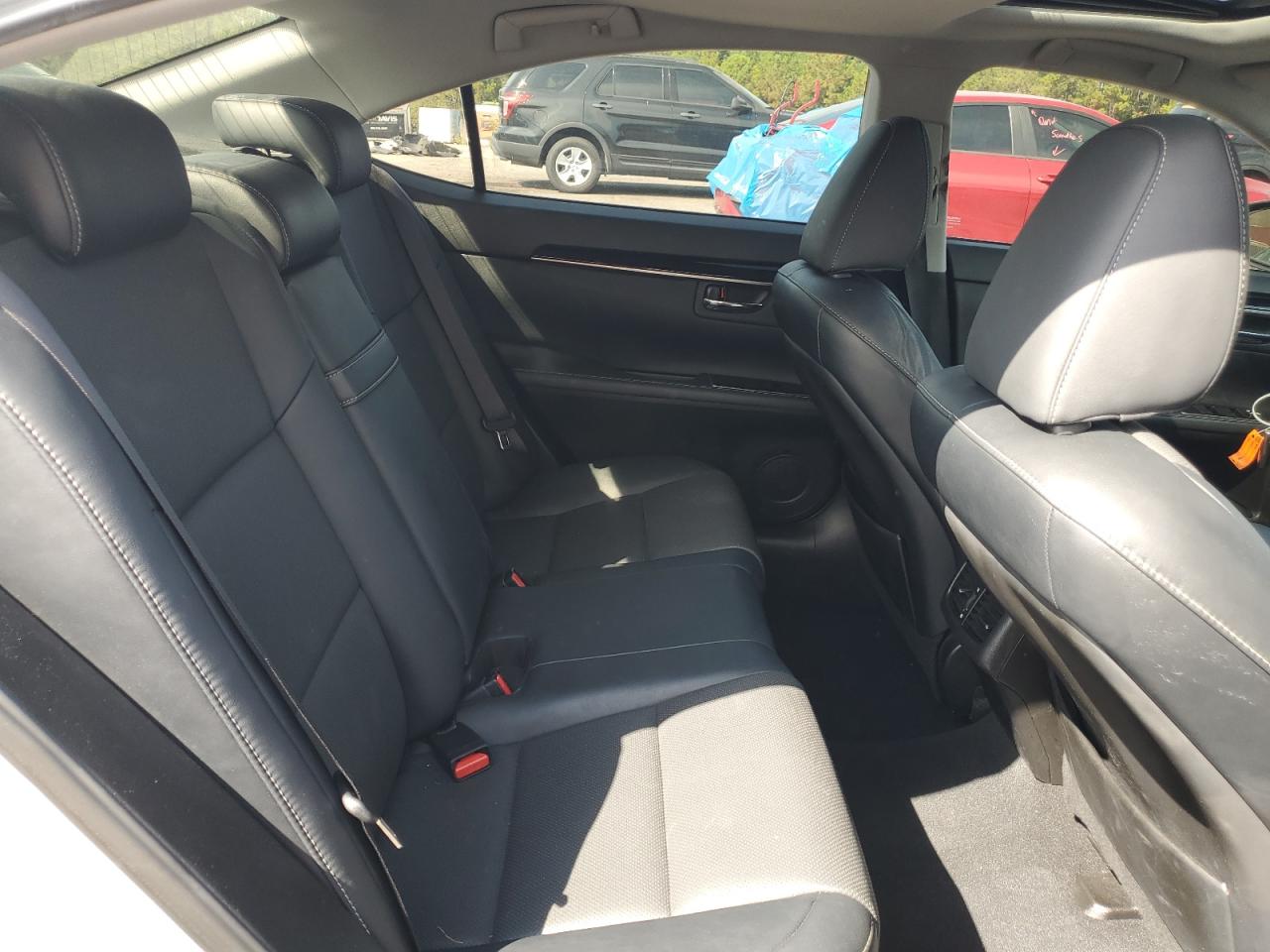 2018 Lexus Es 350 Серебряный vin: 58ABK1GG8JU086250