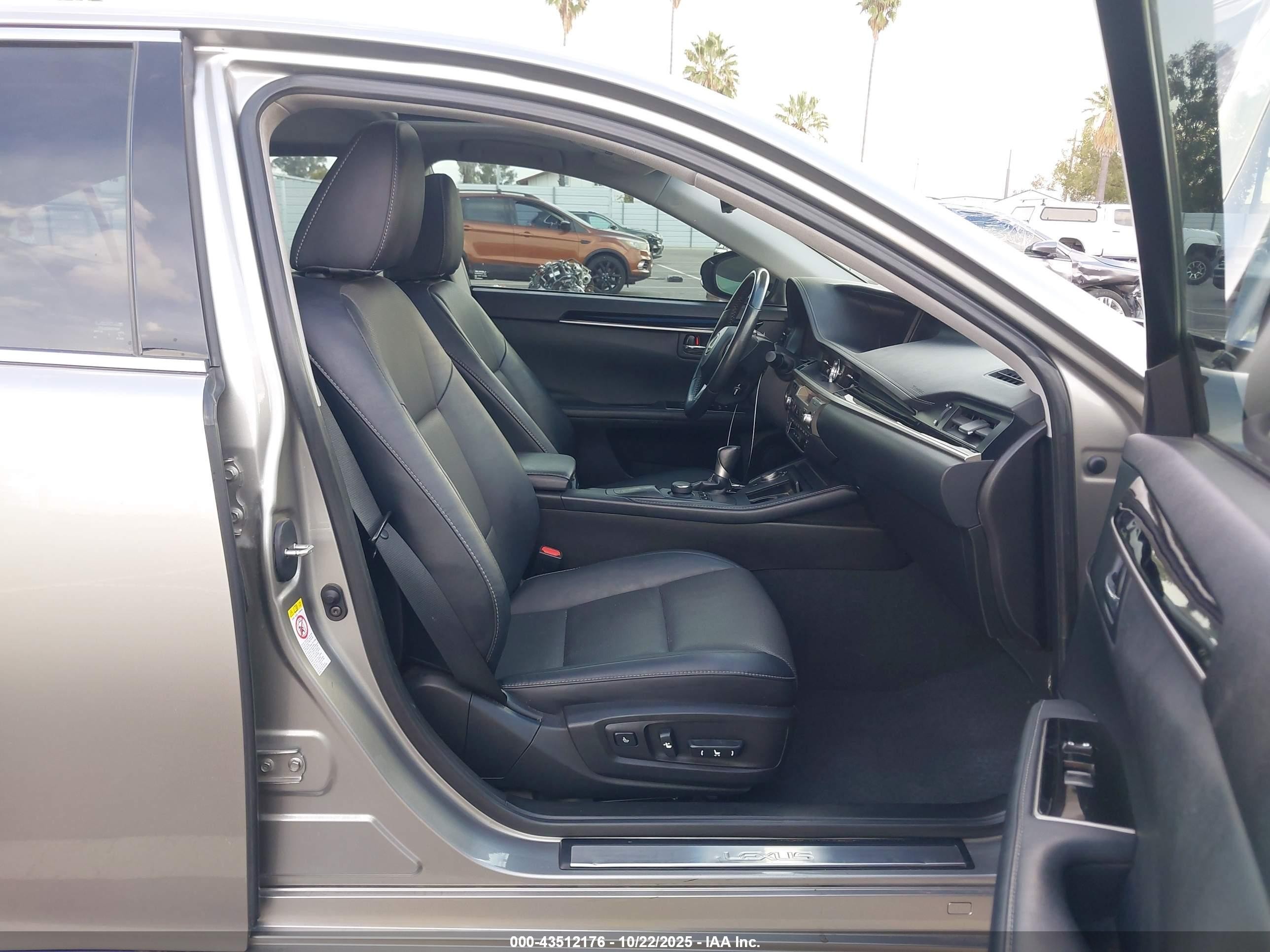 2018 Lexus Es 350   Silver vin: 58ABK1GG9JU081753