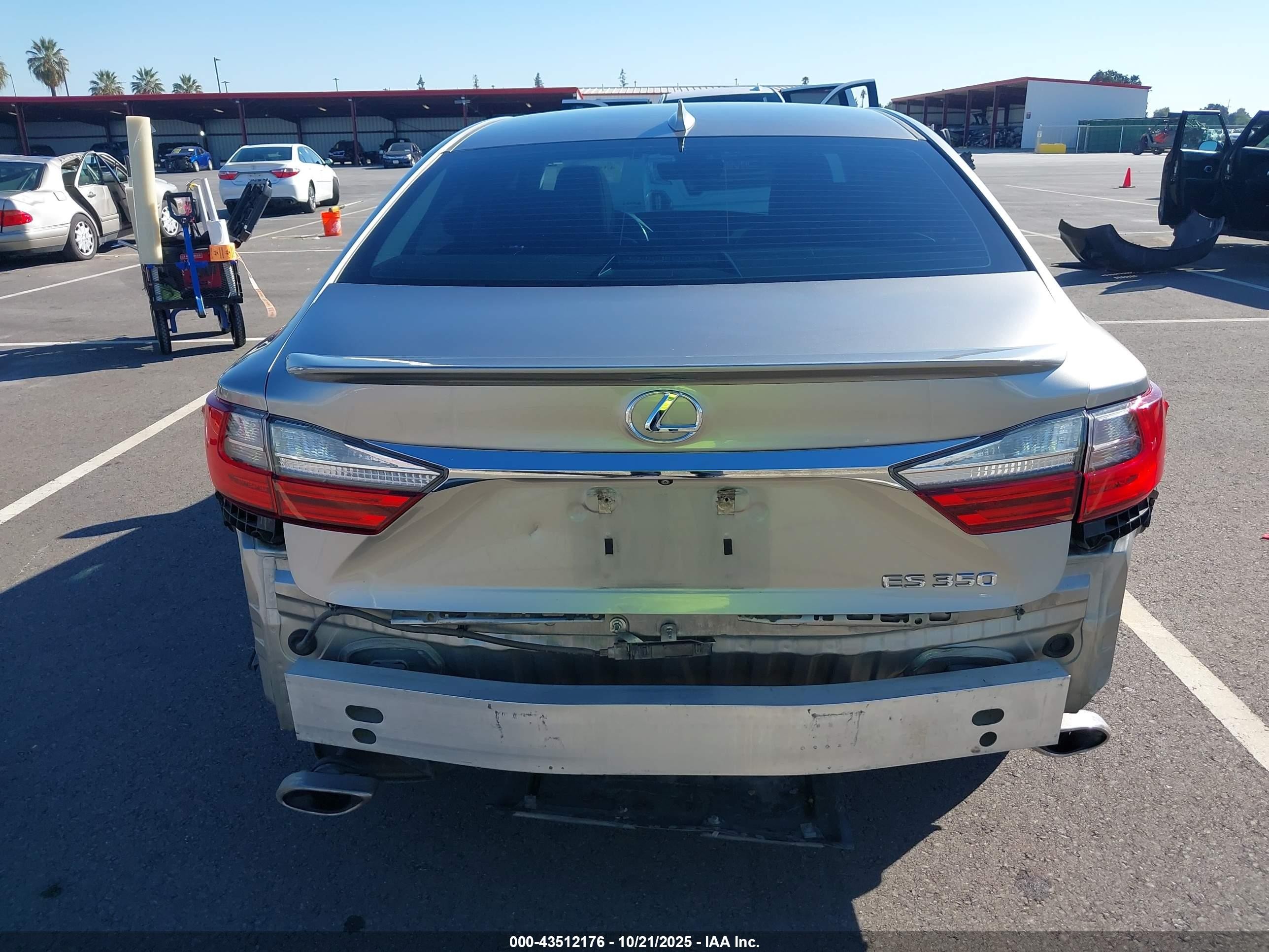 2018 Lexus Es 350   Silver vin: 58ABK1GG9JU081753