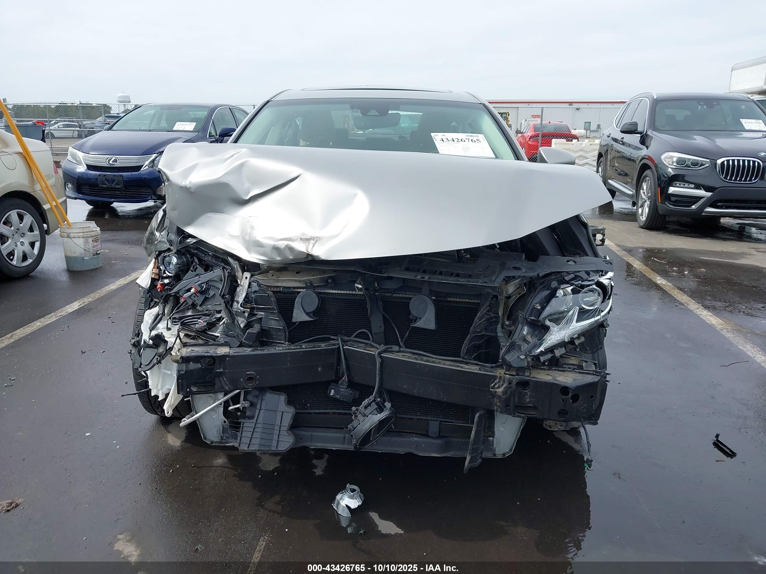 2017 Lexus Es 350   Silver vin: 58ABK1GGXHU055785