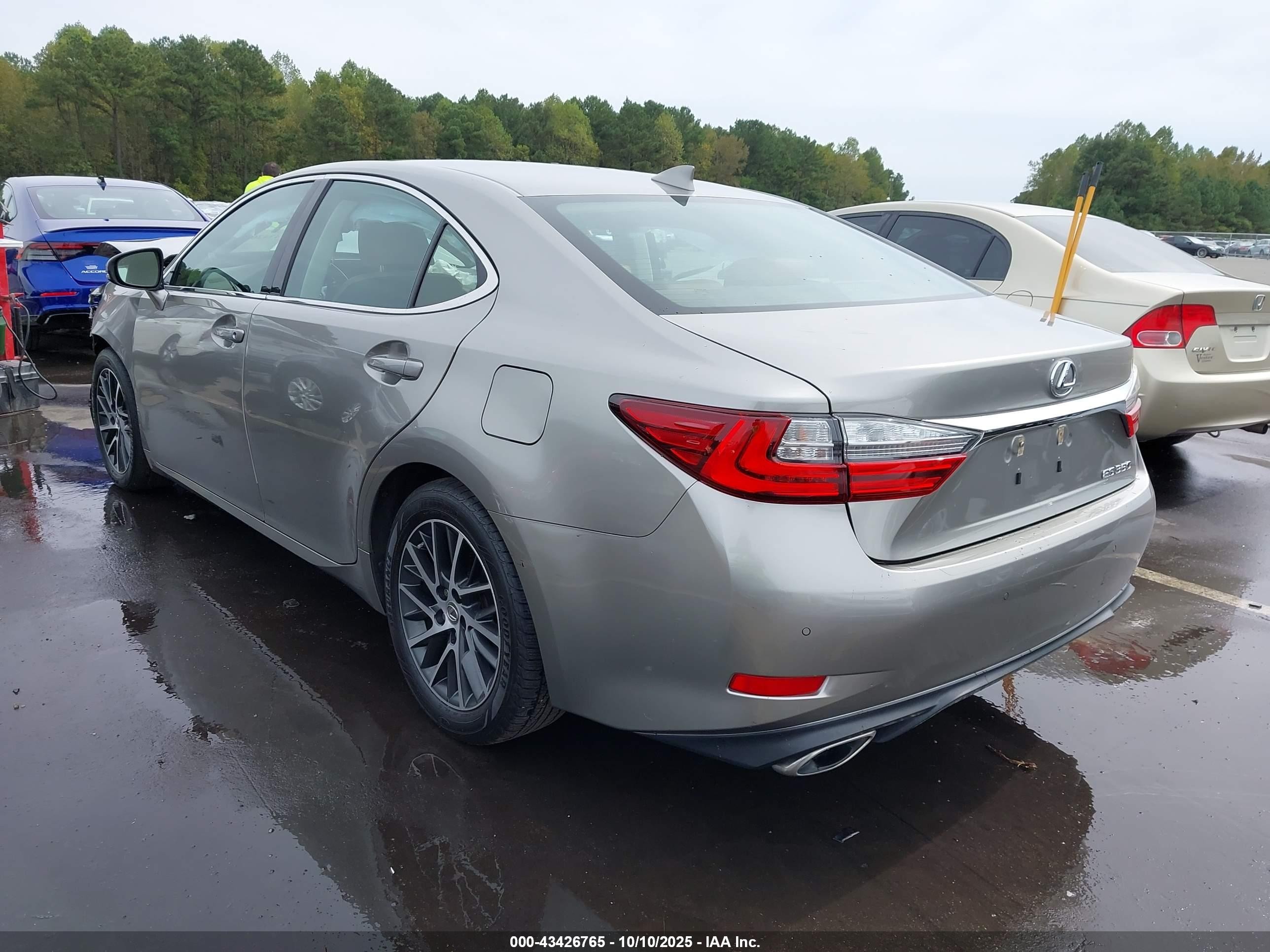 2017 Lexus Es 350   Silver vin: 58ABK1GGXHU055785