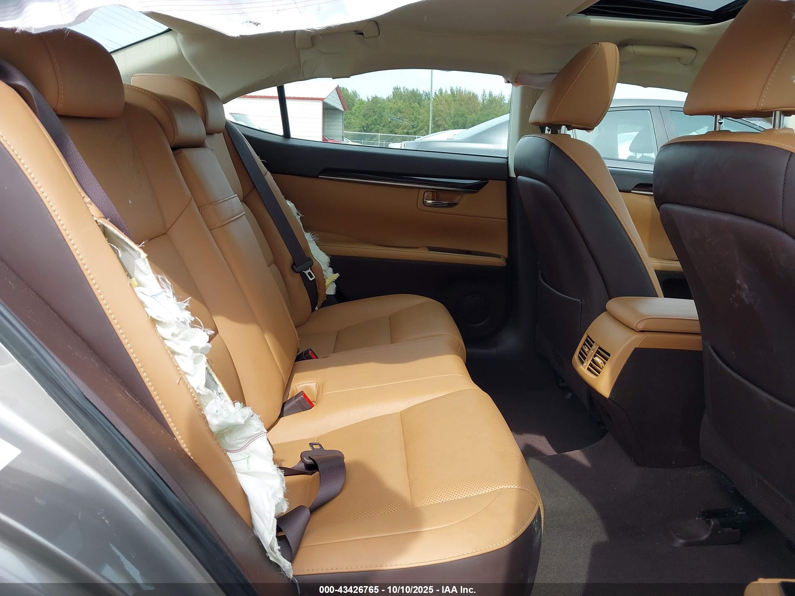 2017 Lexus Es 350   Silver vin: 58ABK1GGXHU055785