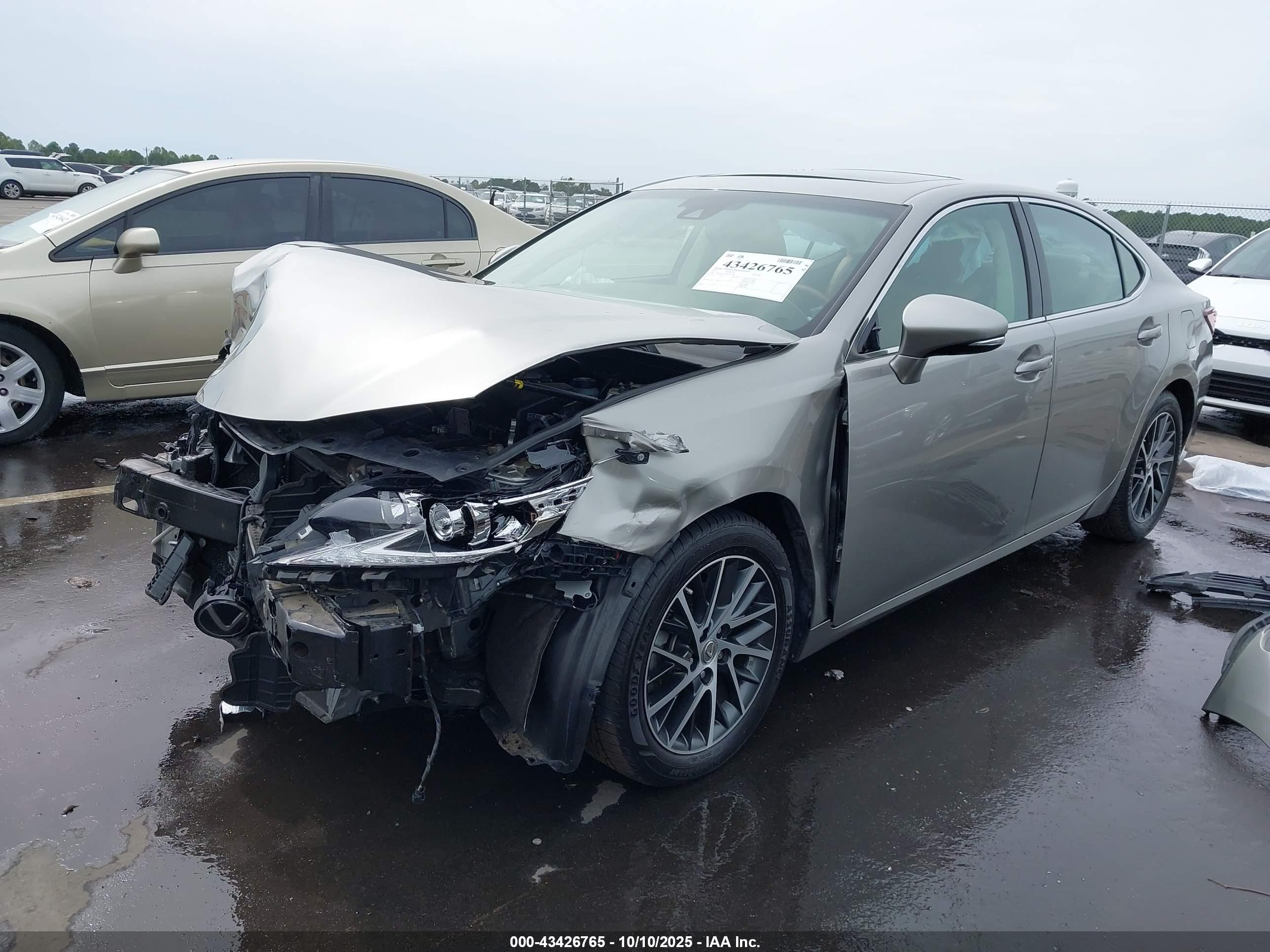 2017 Lexus Es 350   Silver vin: 58ABK1GGXHU055785