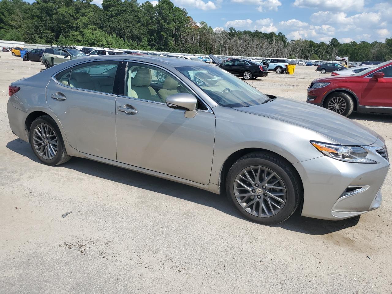 2018 Lexus Es 350 Серебряный vin: 58ABK1GGXJU091367