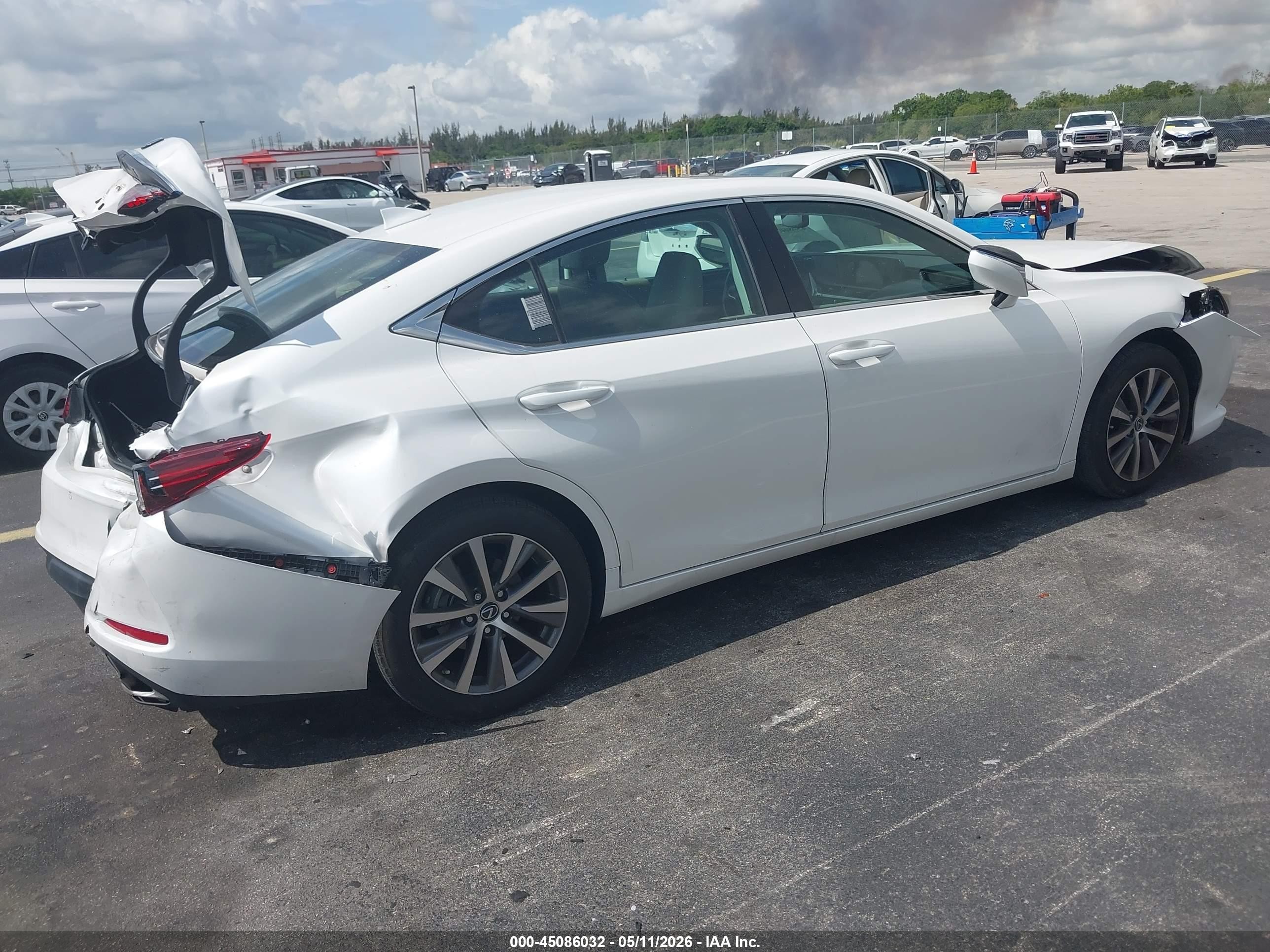 2019 Lexus Es 350 Белый vin: 58ABZ1B12KU031213