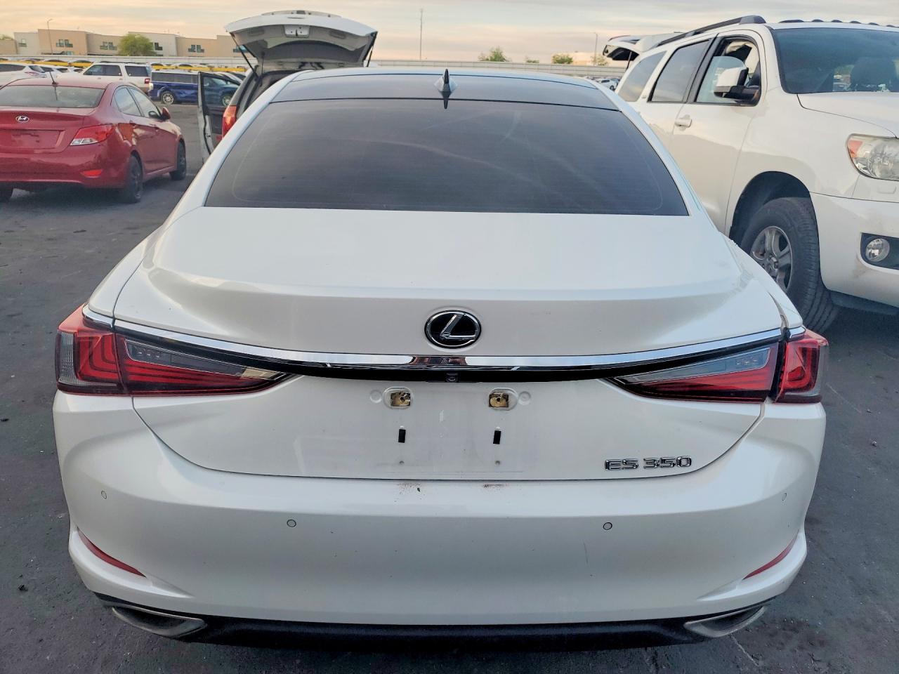 2019 Lexus Es 350 Base White vin: 58ABZ1B17KU010079