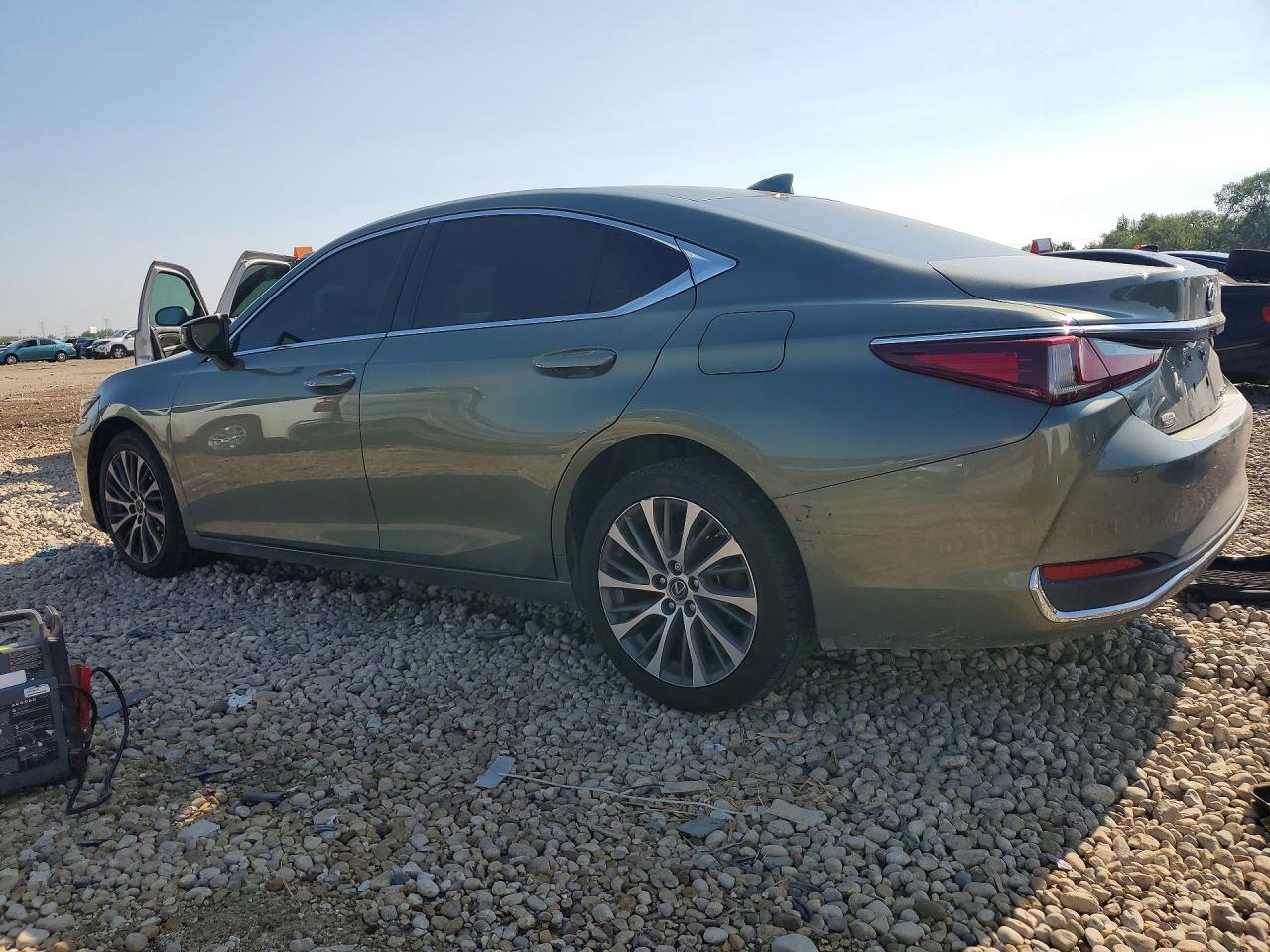 2021 Lexus Es 250 Base Green vin: 58AD11D12MU004481