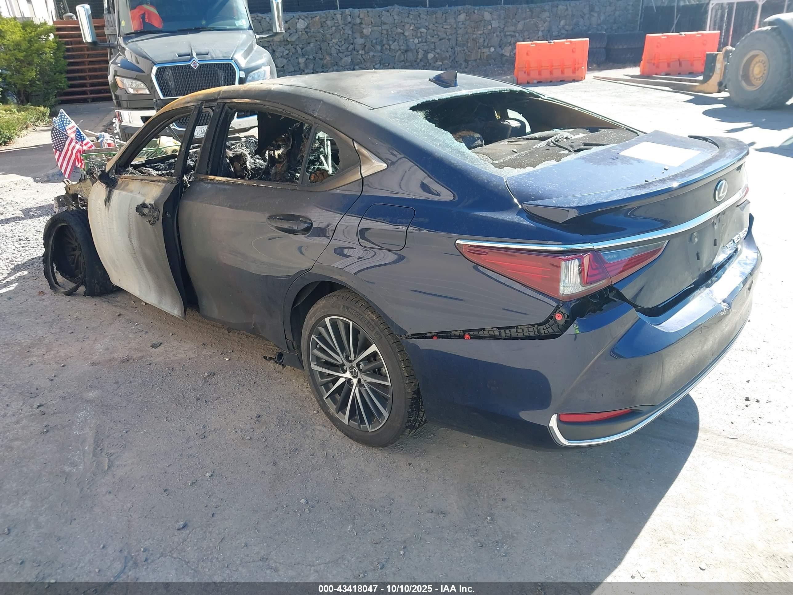 2023 Lexus Es 250   Gray vin: 58AD11D14PU011341