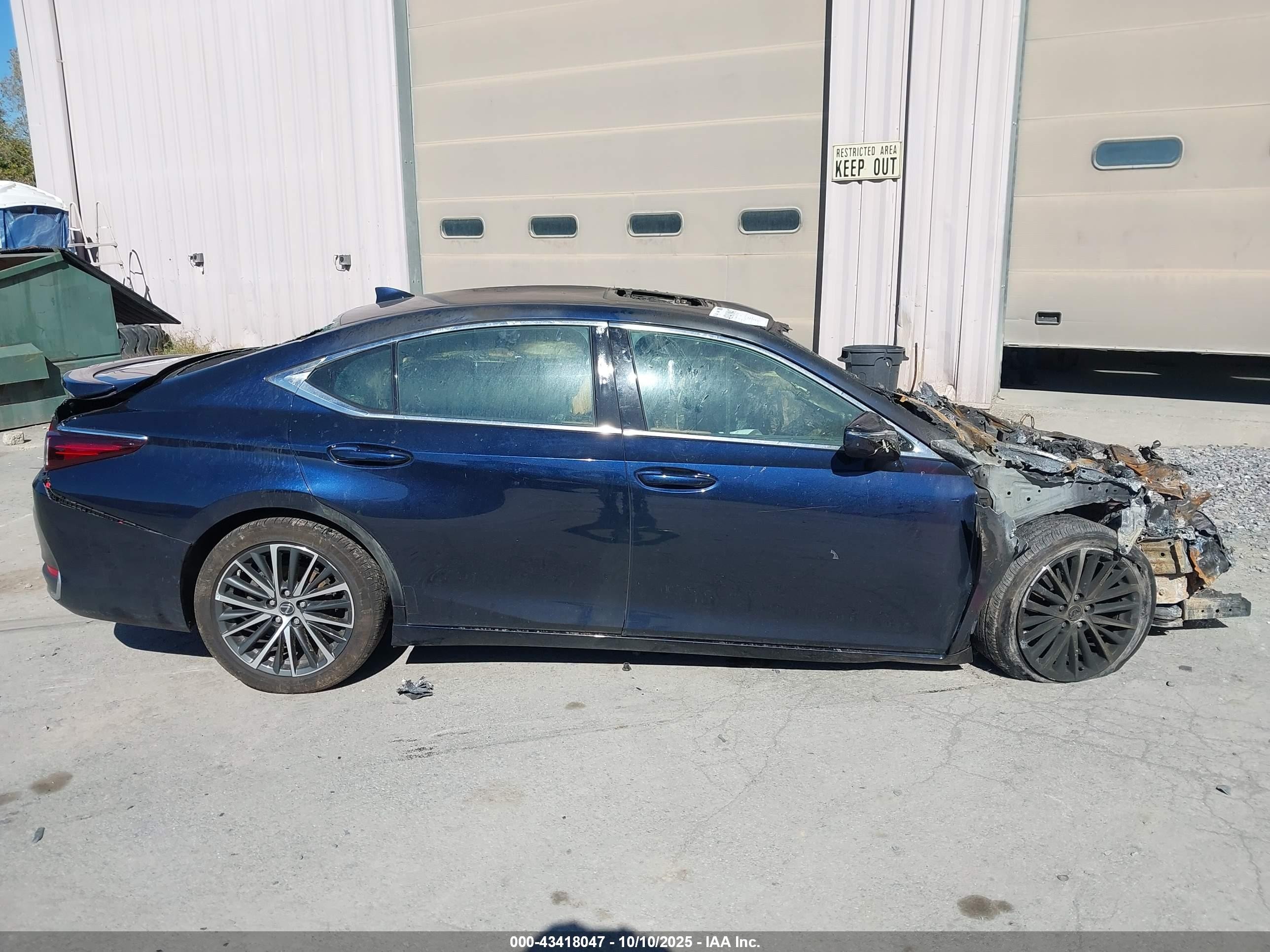 2023 Lexus Es 250   Gray vin: 58AD11D14PU011341